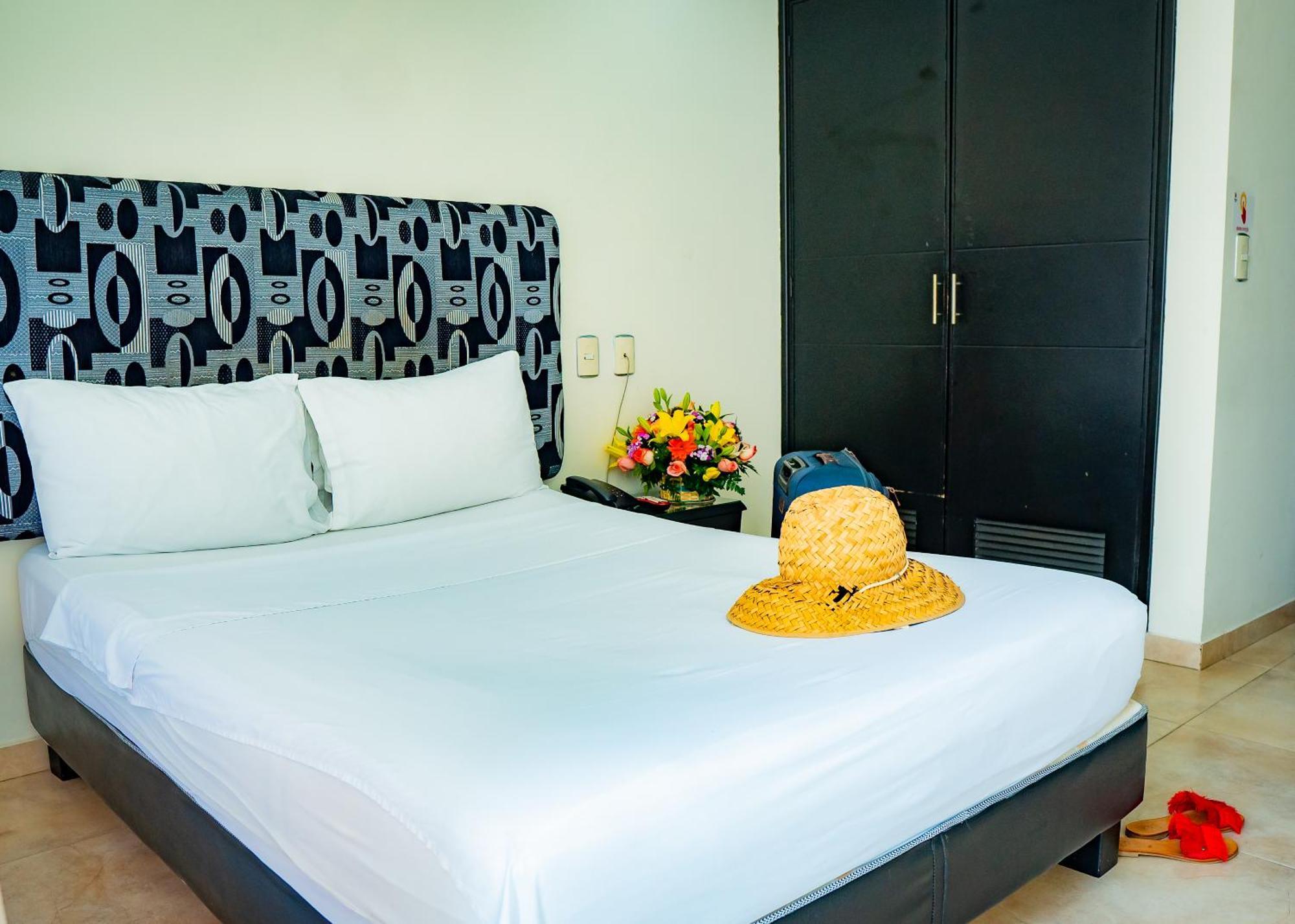 Kalina Hotel ヒラルドット エクステリア 写真