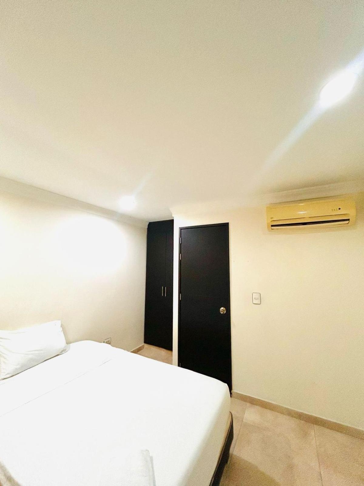 Kalina Hotel ヒラルドット エクステリア 写真
