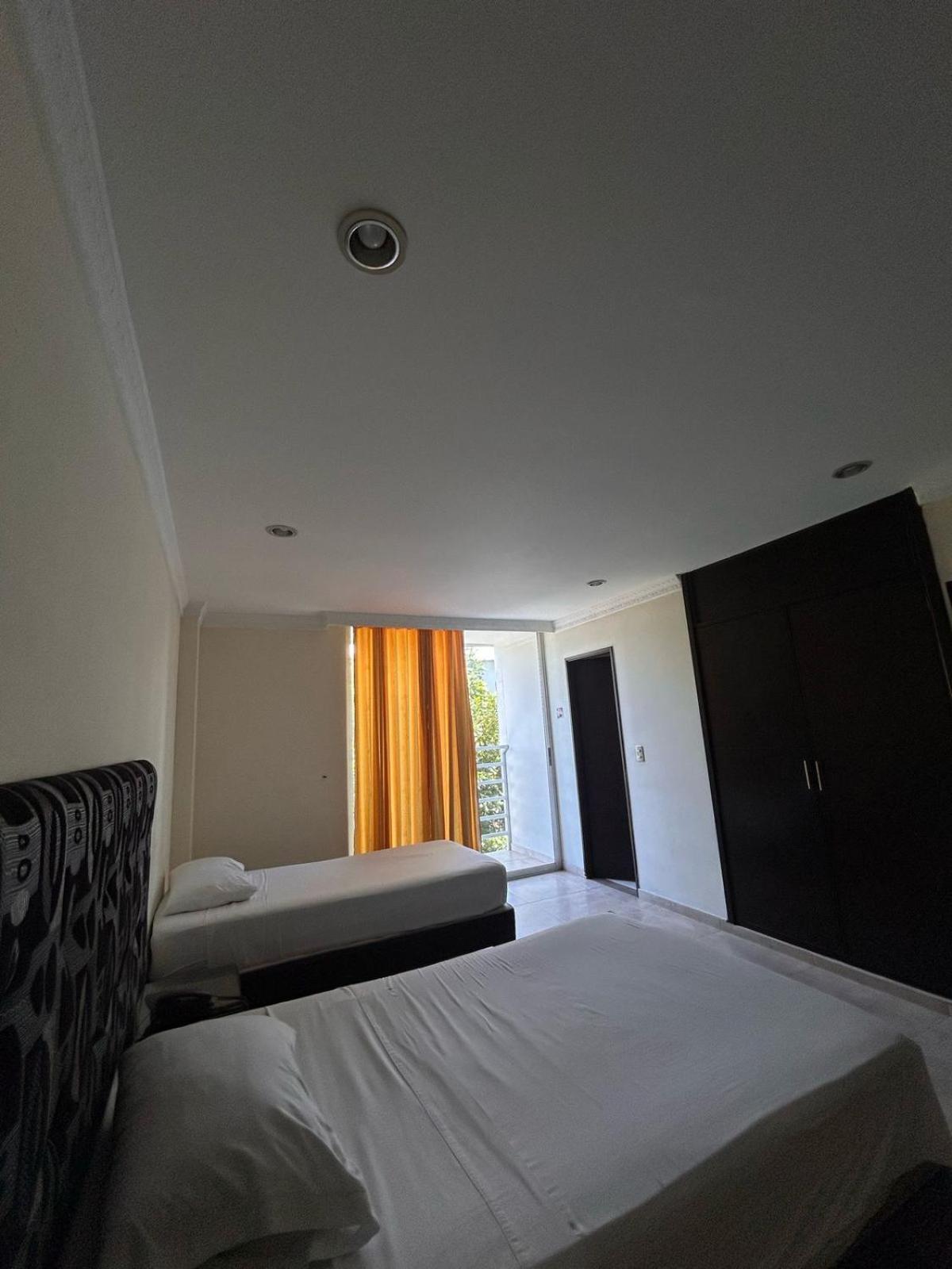 Kalina Hotel ヒラルドット エクステリア 写真